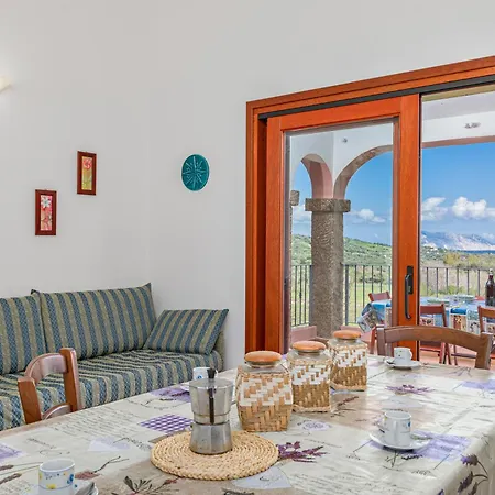 Piano Terra Lu Carrulu Feriehus